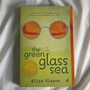 The Green Glass Sea Book by Ellen Klages